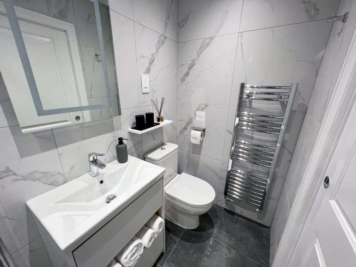 United Home B&B Солфорд Экстерьер фото