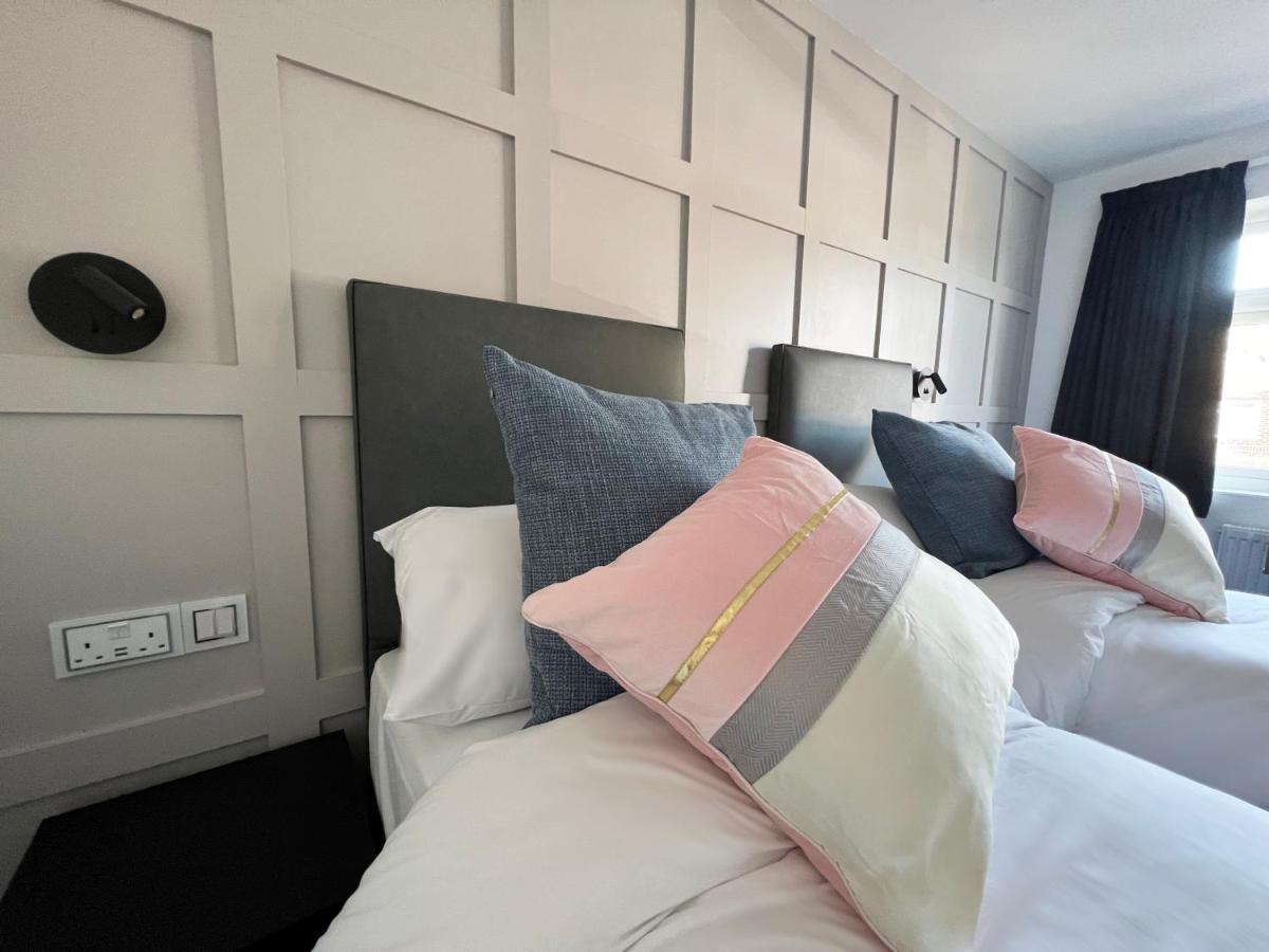 United Home B&B Солфорд Экстерьер фото