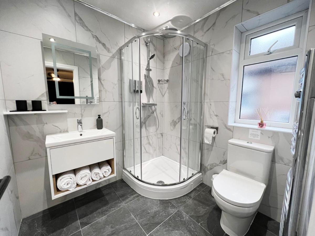 United Home B&B Солфорд Экстерьер фото
